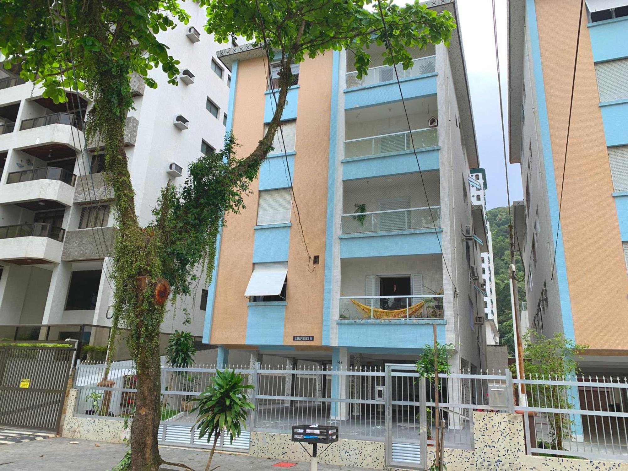 Hospedagem domiciliar Privativo A 4 Minutos A Pe Da Da Pitangueias, Guarujá